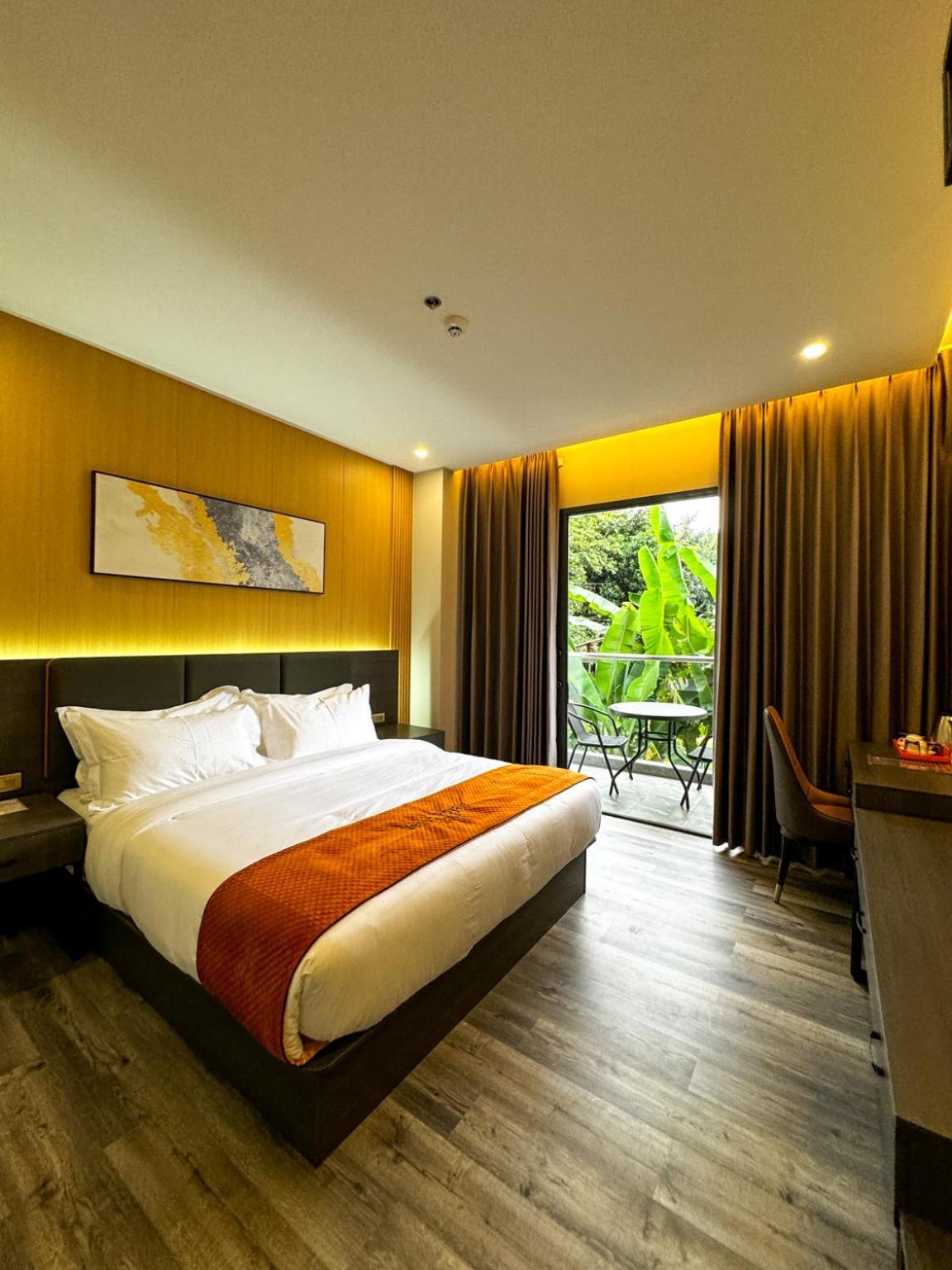Venus Royale Hotel Coron Bagian luar foto