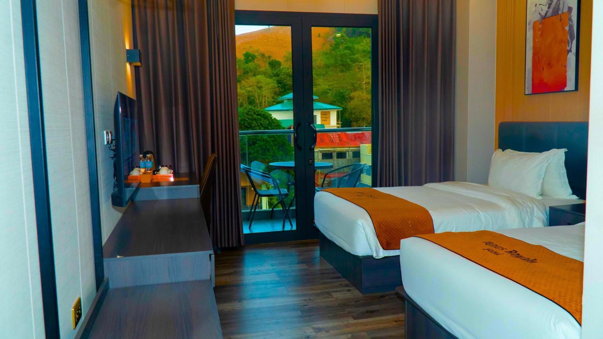 Venus Royale Hotel Coron Bagian luar foto
